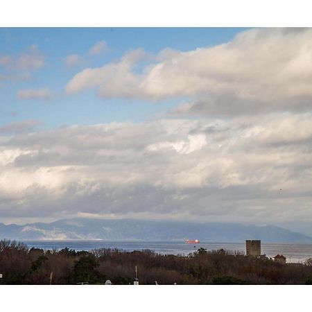 Castle Panoramic View Penthouse Near The Old Town Appartement Rhodes City Buitenkant foto